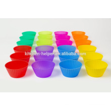 12pcs ou 24pcs A Set Food Grade Colorful Home Baking Outils de bricolage Anti-adhésif résistant à la chaleur Flexible Soft Silicone Mini Muffin Cups